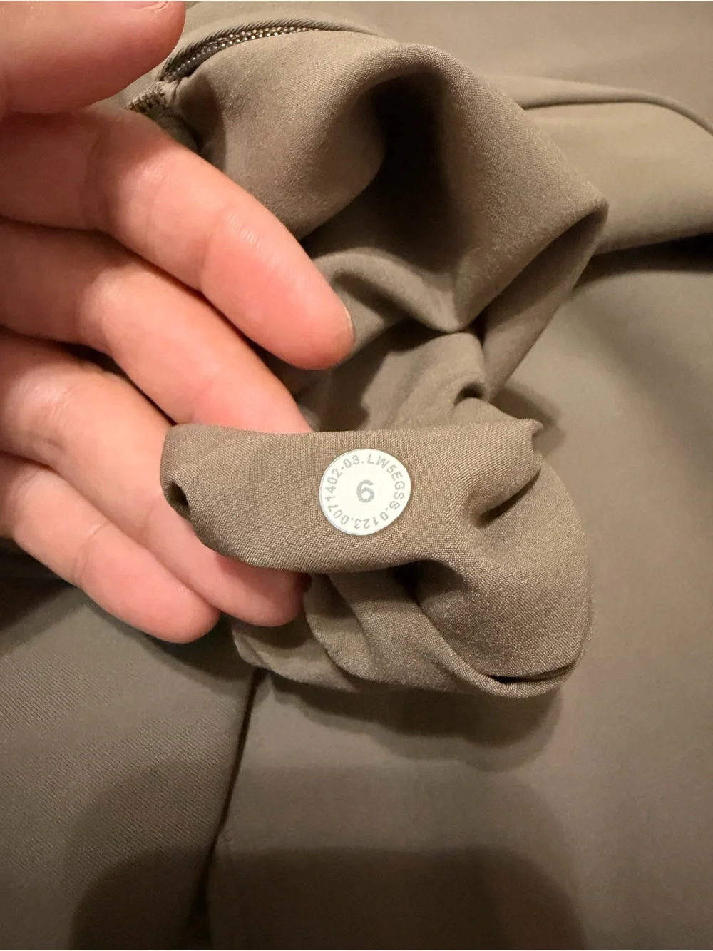 lululemon athletica ease pull
